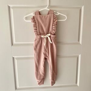 EUC LuLu + Roo Ruffle Cross Back Romper 3-6M